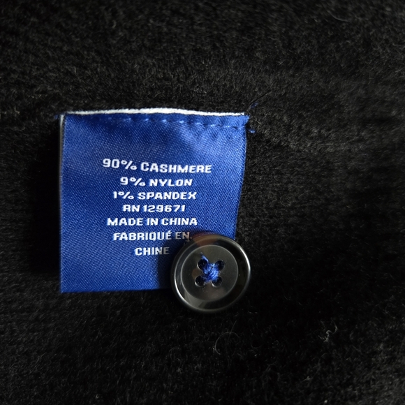 New NONAME is needed Button-Up Cashmere Blend Sleeveless Black Vest Sweater NWT - Picture 7 of 8